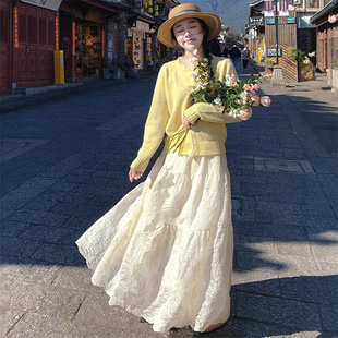 白色提花蕾丝刺绣半身裙女秋冬2025新款加绒加厚a字蛋糕裙中长款