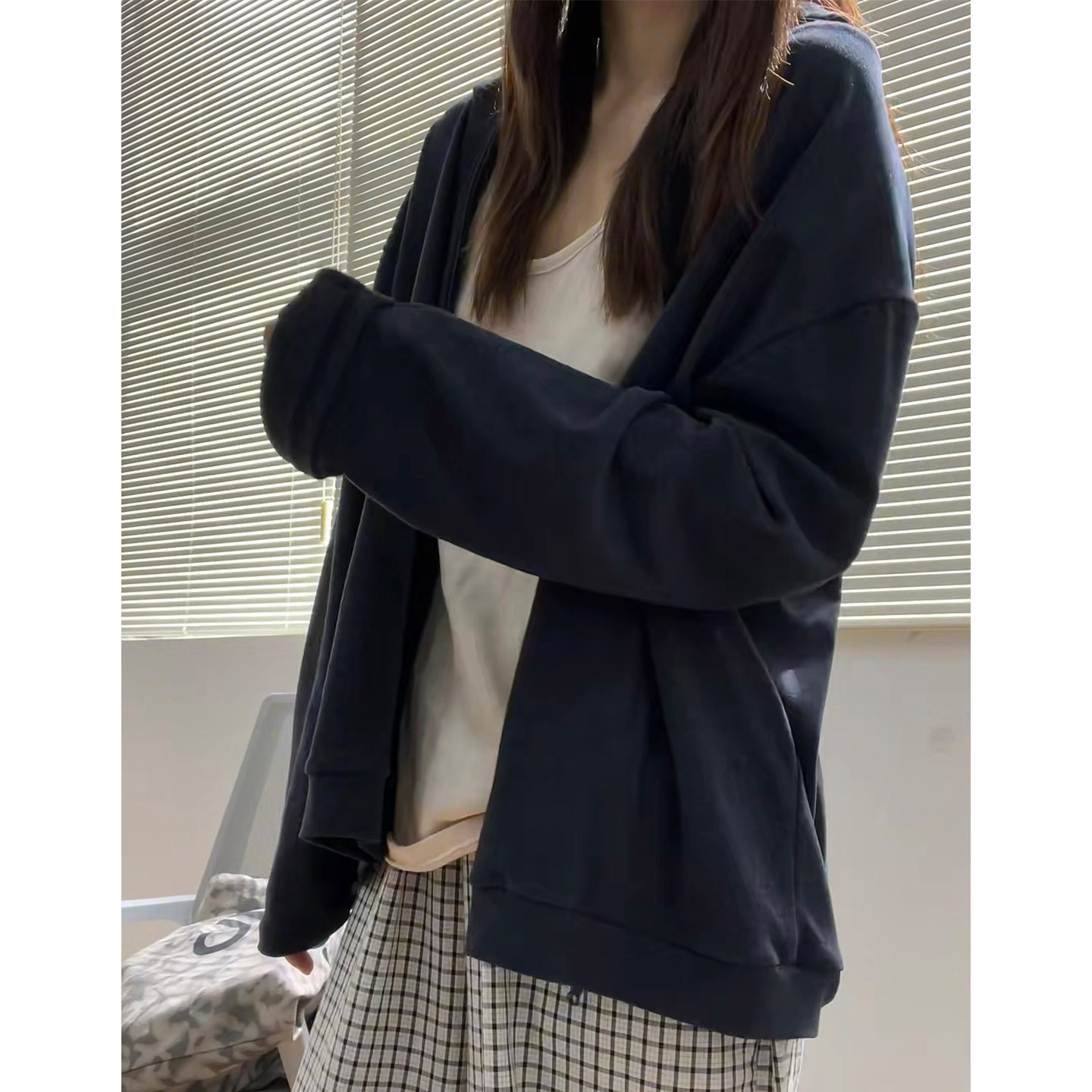 蓝色连帽运动卫衣女春秋季2026新款慵懒风拉链短外套显瘦长袖上衣