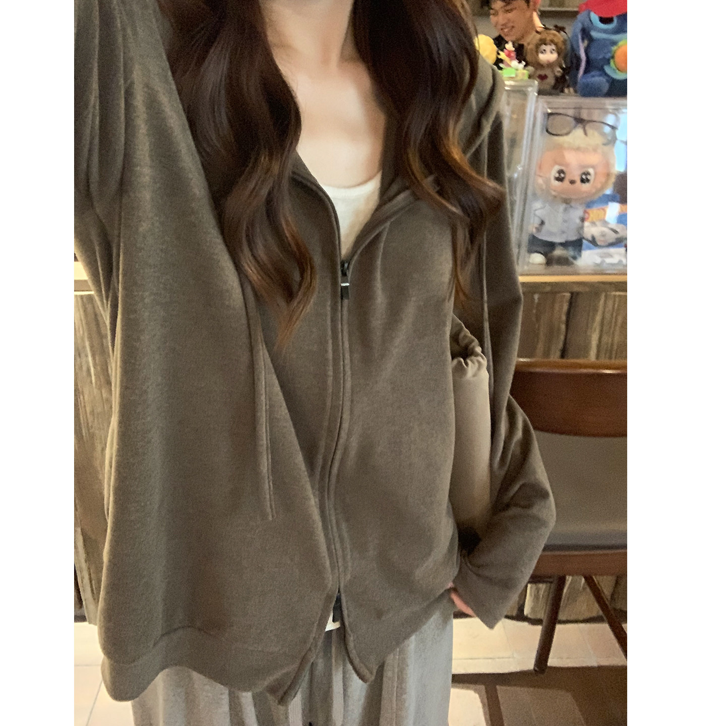 咖色软糯连帽卫衣外套女春秋季新款宽松显瘦松弛慵懒磨毛长袖上衣
