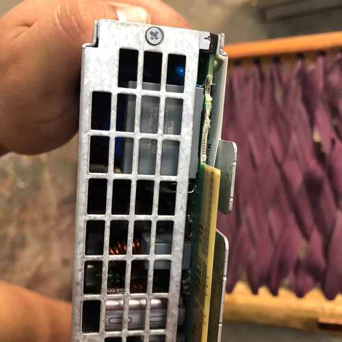 议价4875g 金手指断了 机器是好的 会捣鼓