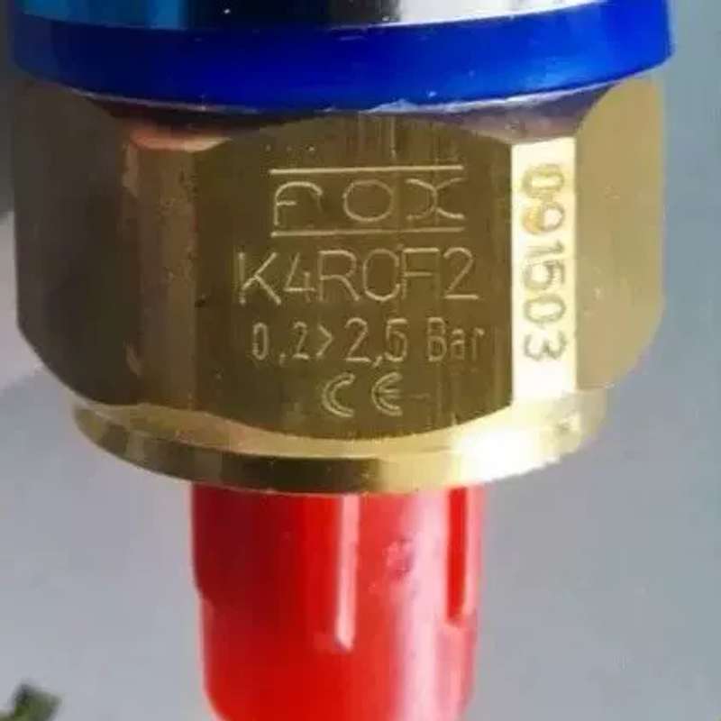 议价K4TC01 K4TMAF1意大利FOX压力开关K4YCF6 - 实物图