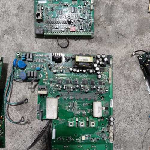 议价变频器E1000系列30kw 37kw主板DOC3KQ1