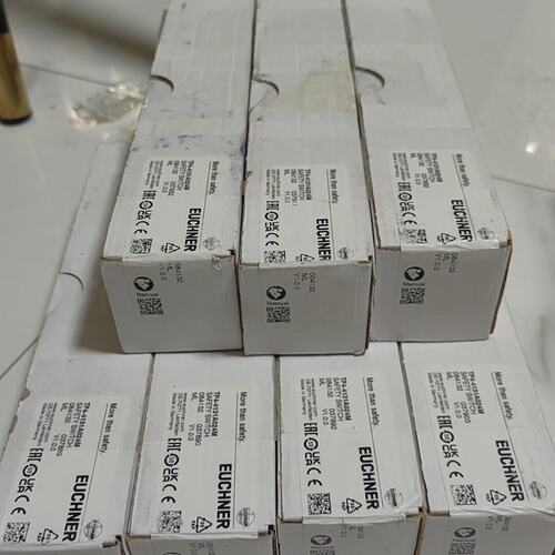 议价EATON触摸屏TP4-4131A024MTP4-4111A024MTP4-4211A024M