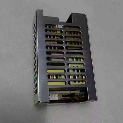议价XP Power电源模组ECM100UD21-C 实物如