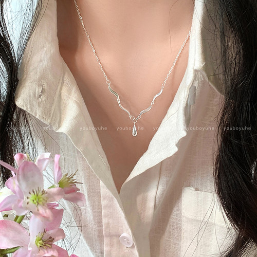 银色水滴吊坠项链冷淡风气质配饰