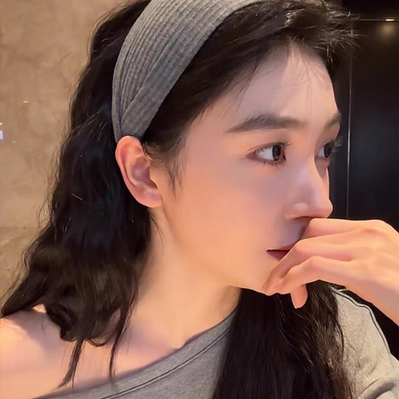 易梦玲同款宽边针织发箍女款简约运动风休闲头箍带齿防滑压发发饰