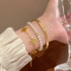 高品质碎冰冰沙金不掉色手镯女轻奢高级感珍珠手串小众叠戴手饰品