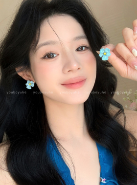 春日花恋~ 超仙蓝色花朵耳环女独特漂亮小众耳钉2026新款春天耳饰