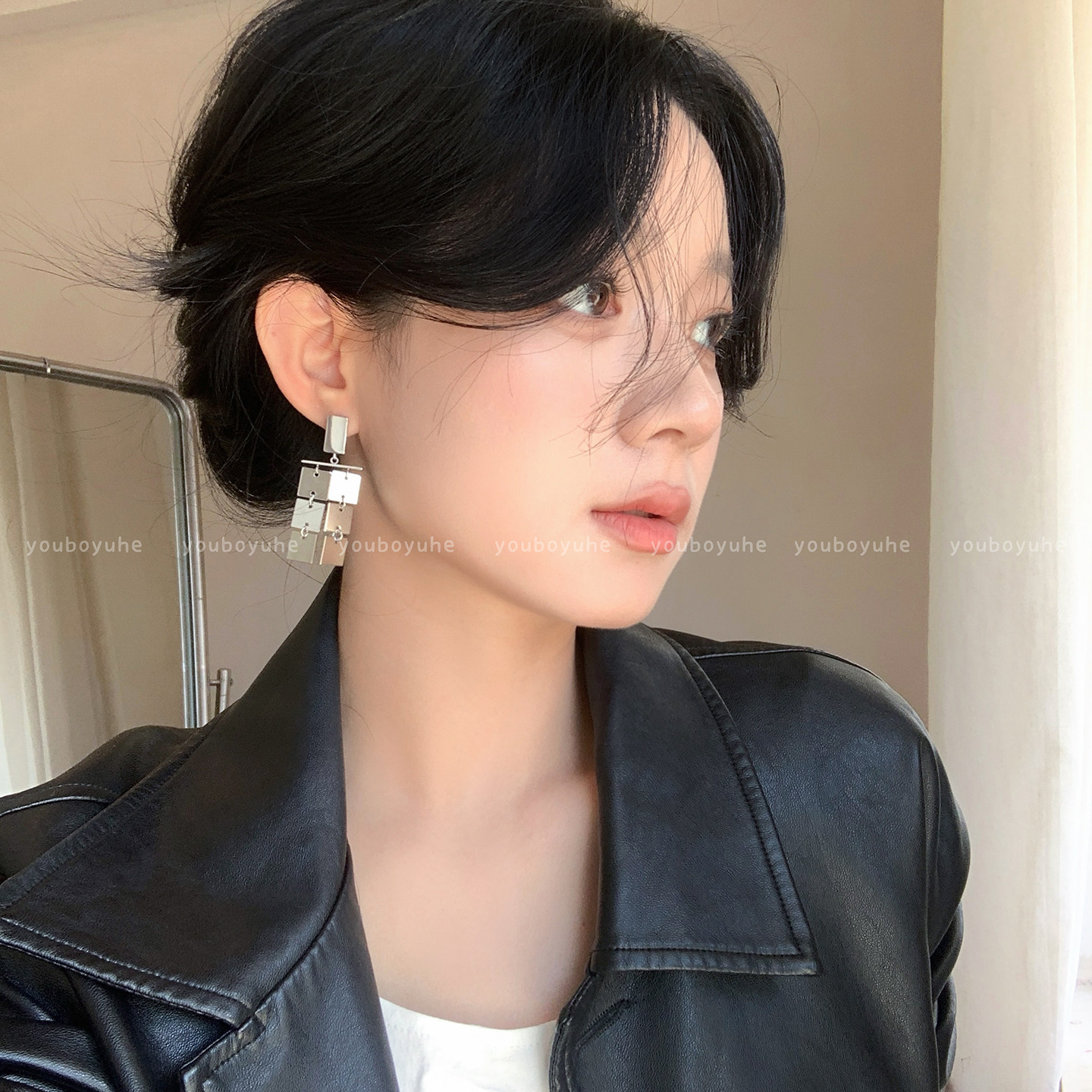超重工！银色方片金属流苏耳环女2026新款高级感银针耳钉个性耳饰