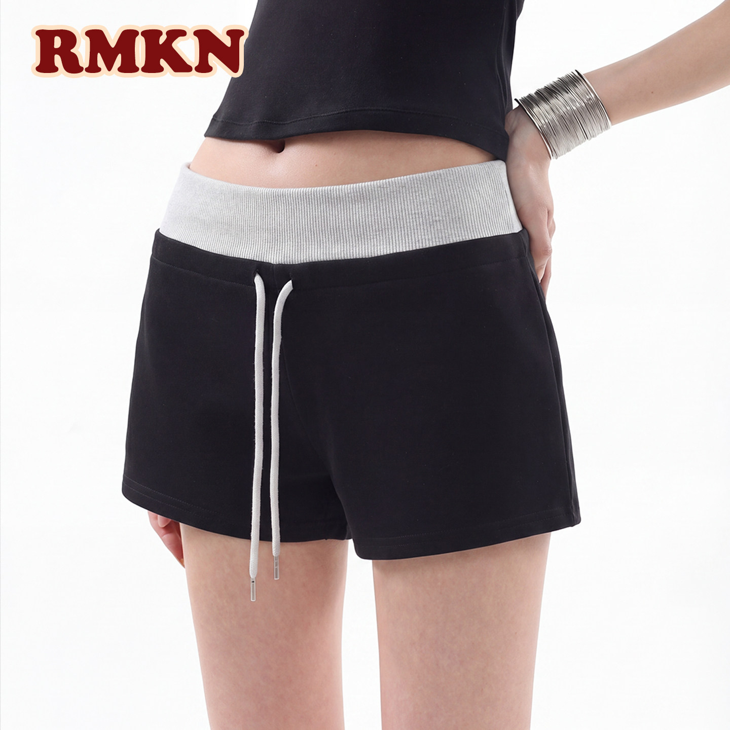 RMKN美式休闲运动短裤女夏季撞色拼接裤腰修身显瘦辣妹包臀热裤图片
