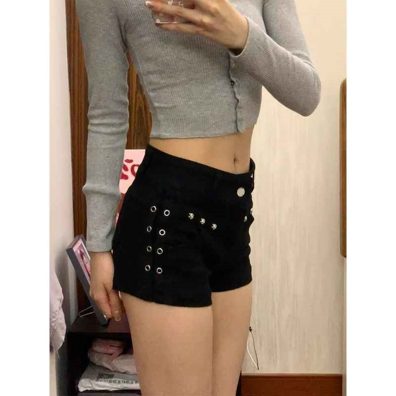 黑色铆钉低腰牛仔超短裤女夏季新款辣妹性感紧身修身显瘦热裤子潮