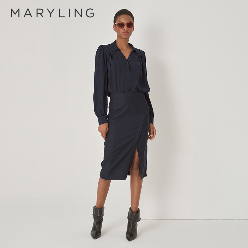 MARYLING深蓝百搭V领上衣