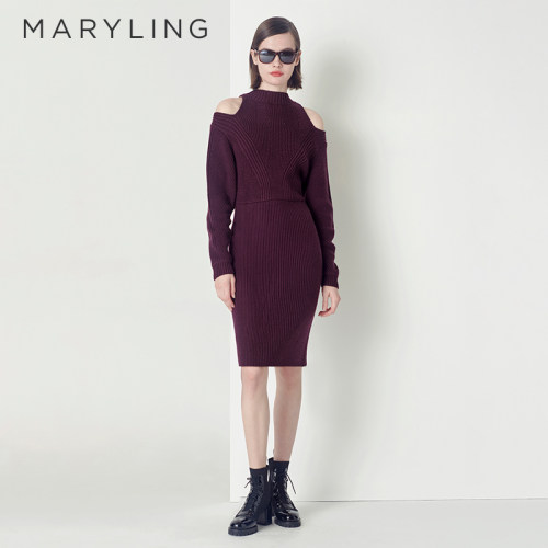 MARYLING冬季露肩长袖针织连衣裙