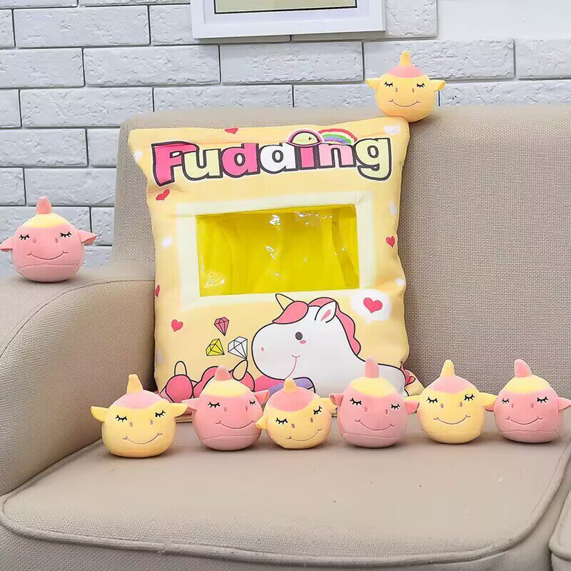 新款创意零食袋抱枕毛绒玩具零钱袋子一袋小兔子公仔抱枕靠垫