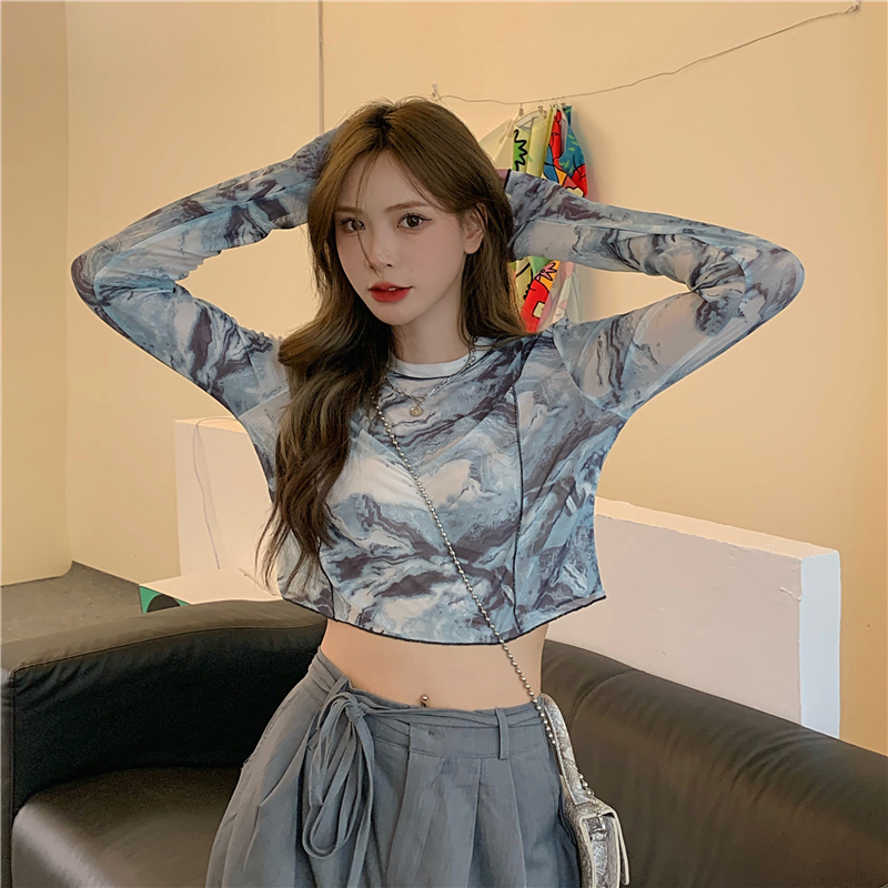 Real photo hot girl tie dyed screen bottomed shirt women's 2021 summer Korean fashion short style with sunscreen long sleeve T-shirt