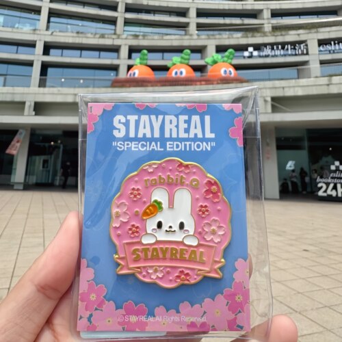 台北快闪店樱花兔金属徽章