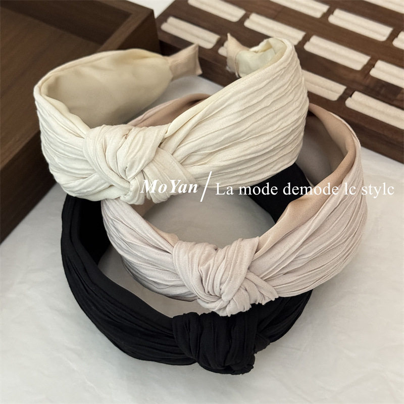 韩版褶皱打结纯色布艺发箍时尚外出发卡宽边气质头箍压发发捆头饰