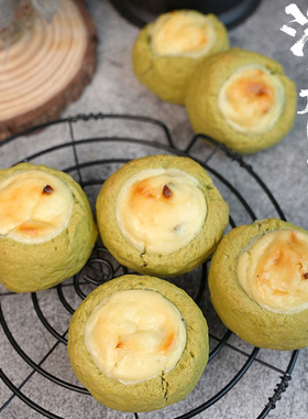 清晨里茉莉绿茶乳酪司康饼英式糕点下午茶野餐露营网红零食甜品