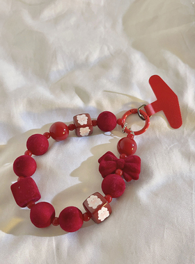 可爱喜庆卡通红色手工串珠手链手机壳DIY新年网红女款手提防丢秋冬车钥匙扣耳机套学生挂链CCD相机便携挂绳H6