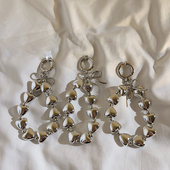 轻奢电镀立体爱心串珠手链挂件适用通用手机壳百搭手提手拎防丢防摔手机挂链钥匙耳机套挂饰便携腕带挂绳101