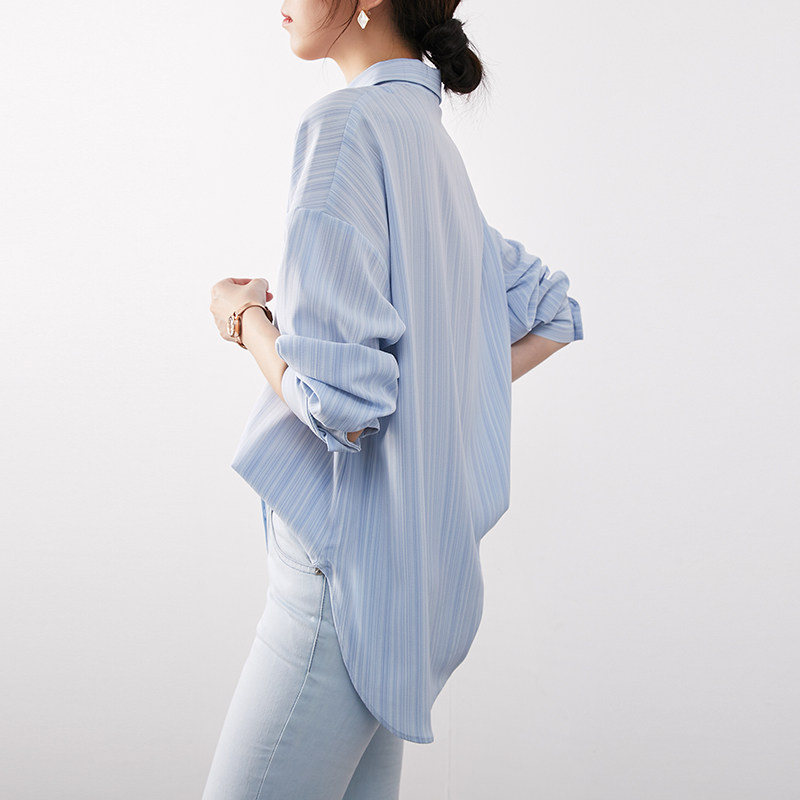 冷淡风天蓝色竖条纹衬衫女秋设计感小众减龄气质宽松衬衣长袖薄款