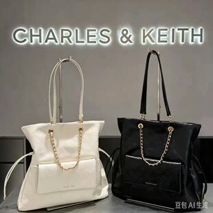 CHARLES＆KEITH小CK2-30782756抽绳油蜡皮菱格链条双肩包大容量