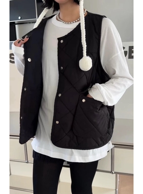 秒发诗歌兰22099温柔简约百搭暗扣圆领格纹棉马夹女2026早春新款