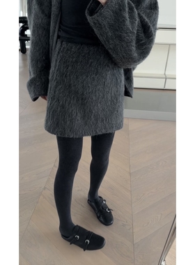 25052棉羊毛半裙 诗歌兰女装2026早春款气质白色高腰包臀裙半身裙