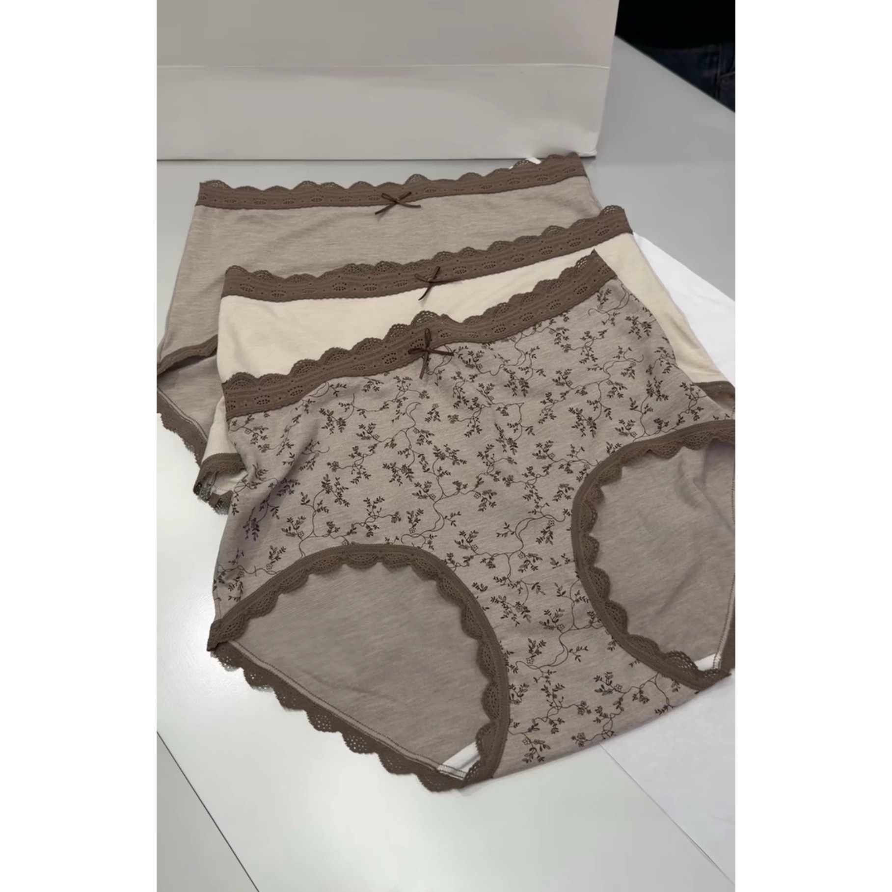 秒发正品诗歌兰12218温柔美式莫代尔棉蕾丝花边碎花内裤女2025