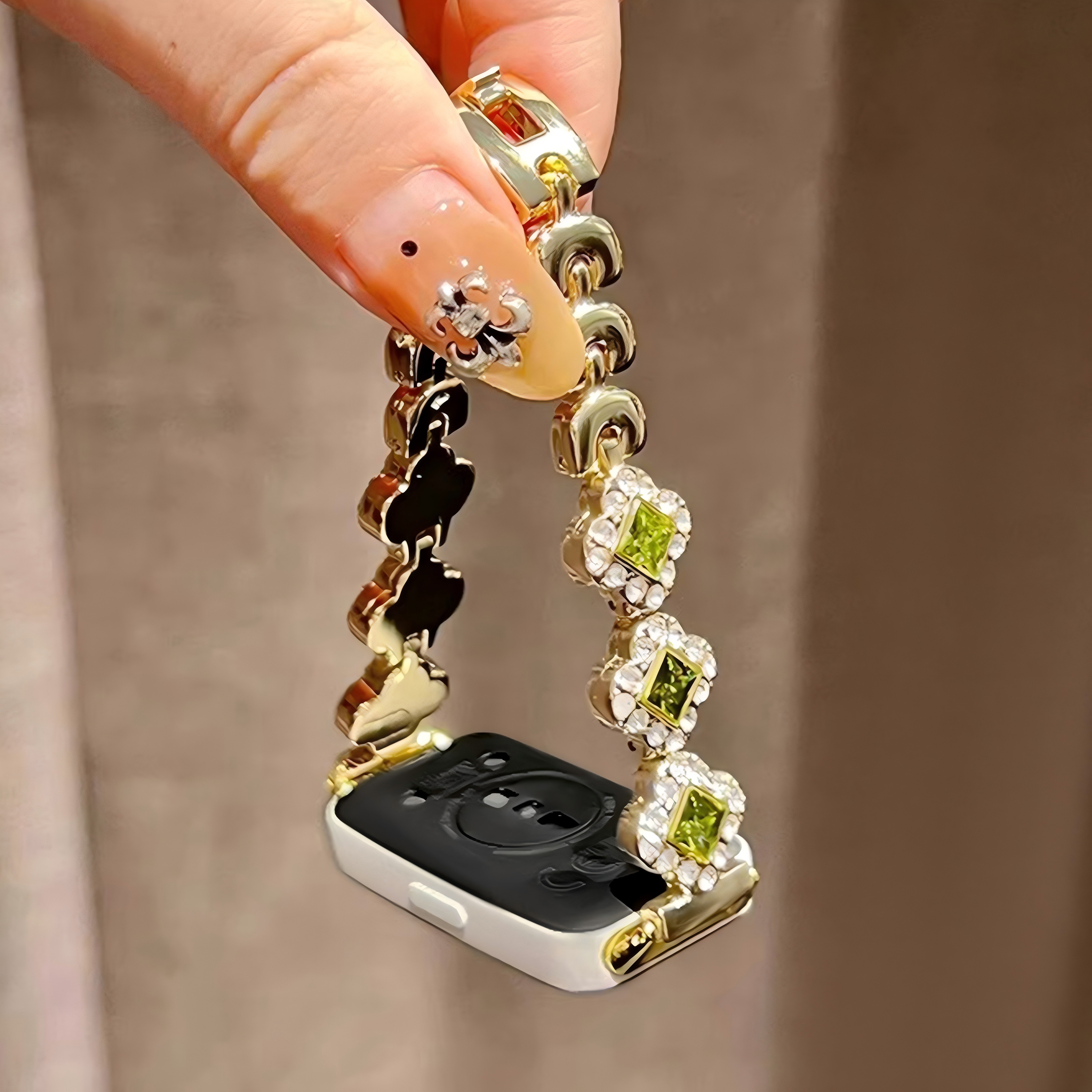 高级感金属四叶草满钻女款夏表带