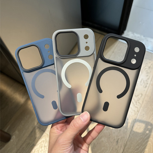 简约透明亚克力磨砂磁吸手机壳