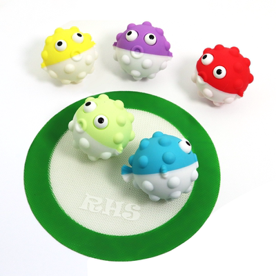 硅胶河豚捏捏球解压玩具发泄球硅胶突眼可爱玩具小海豚无毒玩具