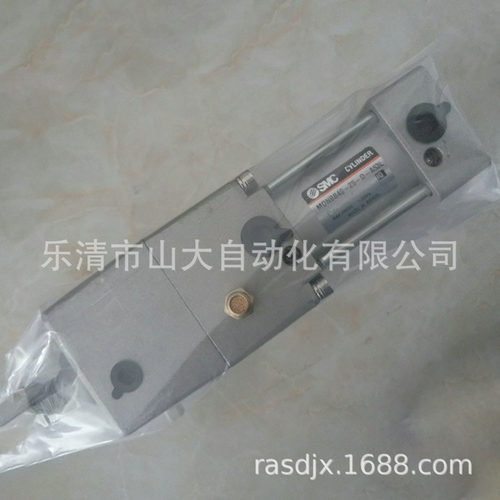 现供锁紧气缸MDNB63-100-D自锁紧气缸
