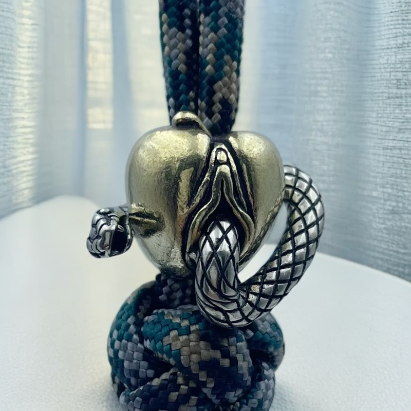 黄铜做旧桃花蛇编织伞绳坠白铜EDC刀坠手电指虎DIY小挂件饰品配饰,户外/登山/野营/旅行用品,挂扣,淘宝优惠券,粉丝福利购,淘宝优惠卷