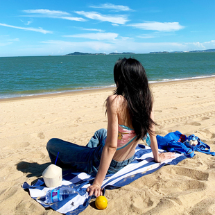 鋪地墊子 沙灘巾超大吸水海邊度假游泳運(yùn)動(dòng)防曬速干毛巾便攜式