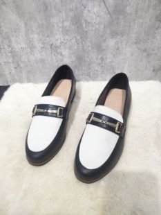特价尾货百搭  秀气显瘦 五金扣 装饰 全皮 低跟平底乐福鞋 单鞋