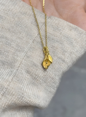 金色马蹄莲项链女新中式复古温柔花朵流苏吊坠小众设计感锁骨链潮