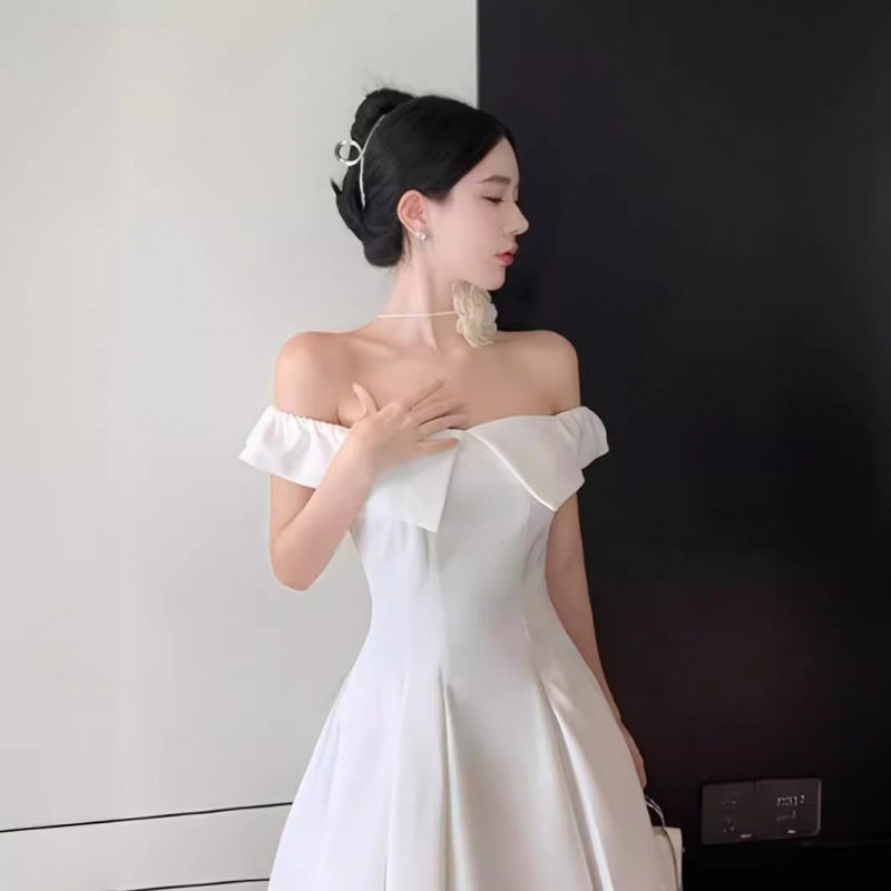 夏装甜辣性感美裙名媛风收腰设计