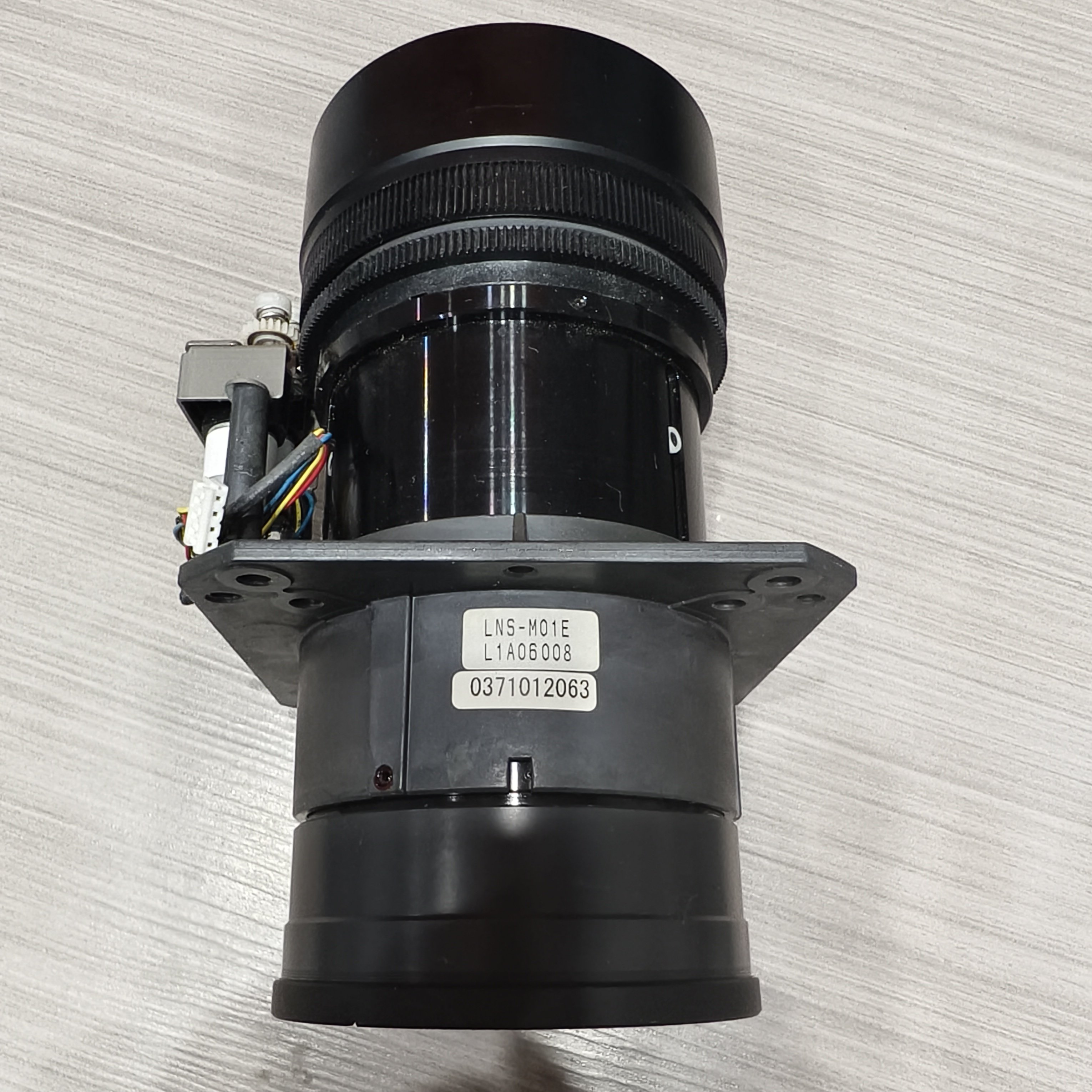 松下原装工程机镜头 LNS-M01E 拆机松下16K、SANYO XF-47C投影镜头