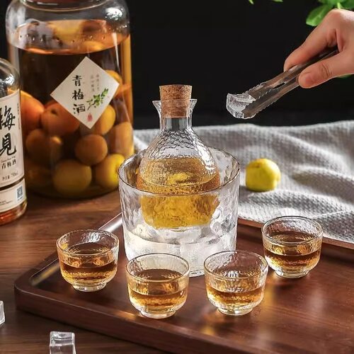 日式清酒杯玻璃杯套装酒壶含木塞