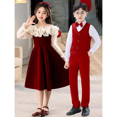 中小学生合唱团表演服装男女唱祖国爱国诗歌朗诵演讲比赛中国红