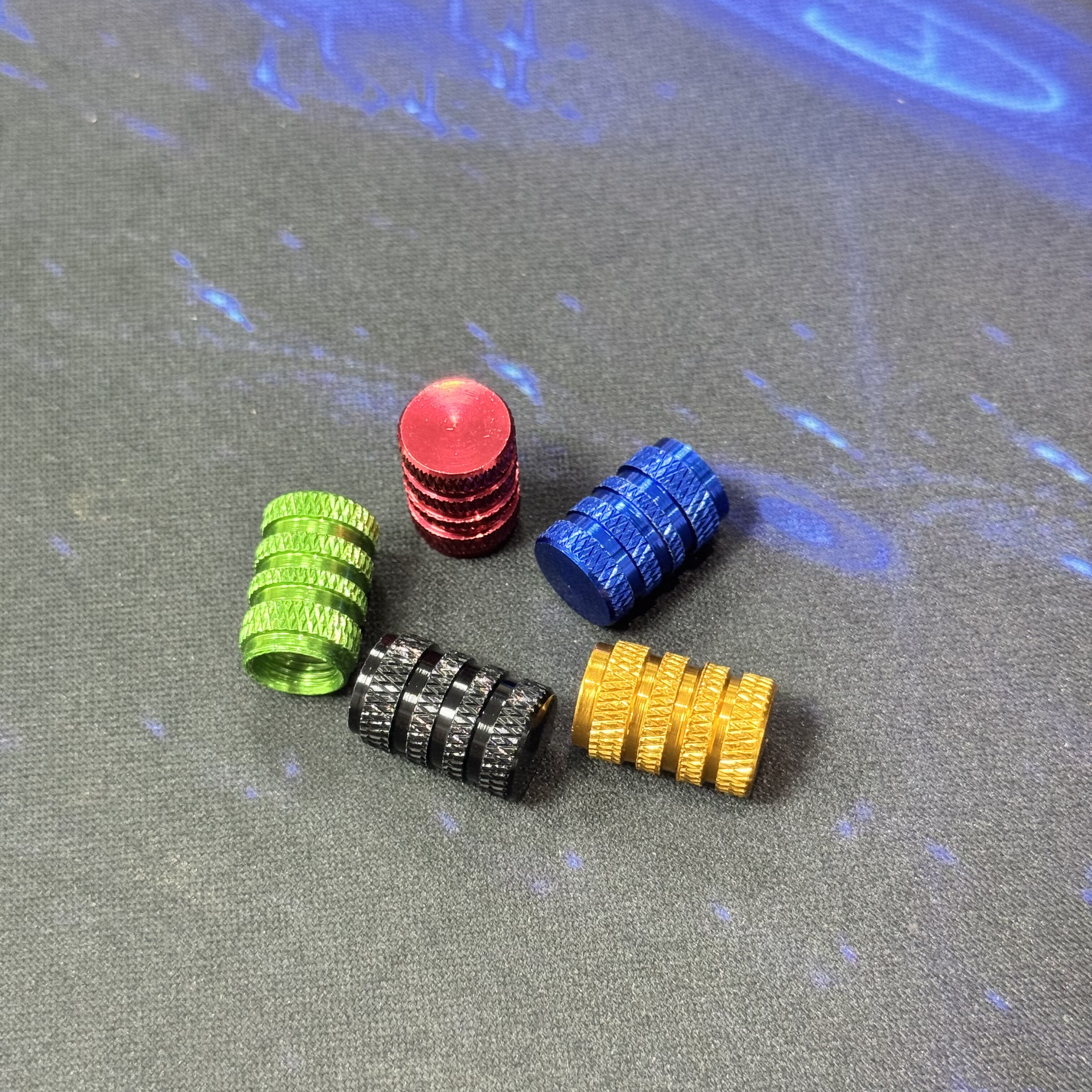 汽车轮胎气门防尘冒 摩托车电动车铝合金气门芯盖 随机发1包4个