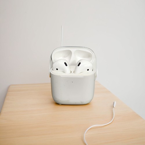 98新刘强北二代TWS蓝牙耳机 带保护膜 不包好坏DIY研究