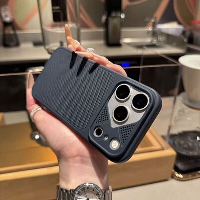 适用iPhone17手机壳简约机甲风苹果16promaxTPU软壳防摔保护套蓝色15/14磨砂防指纹13超薄散热波点男女新款