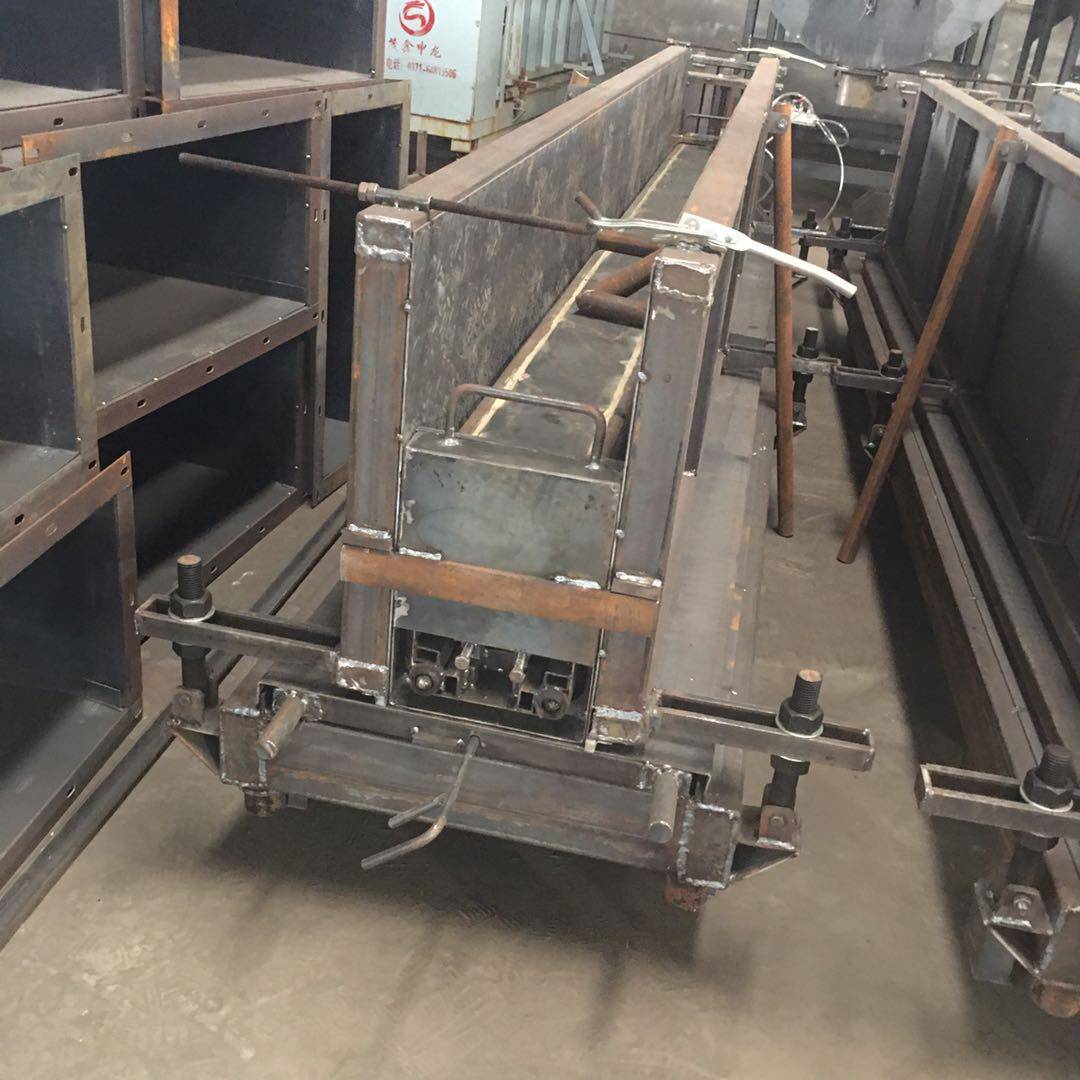 供应气动可调式水泥烟道机 快速脱模烟道机 机制水泥烟道成型机