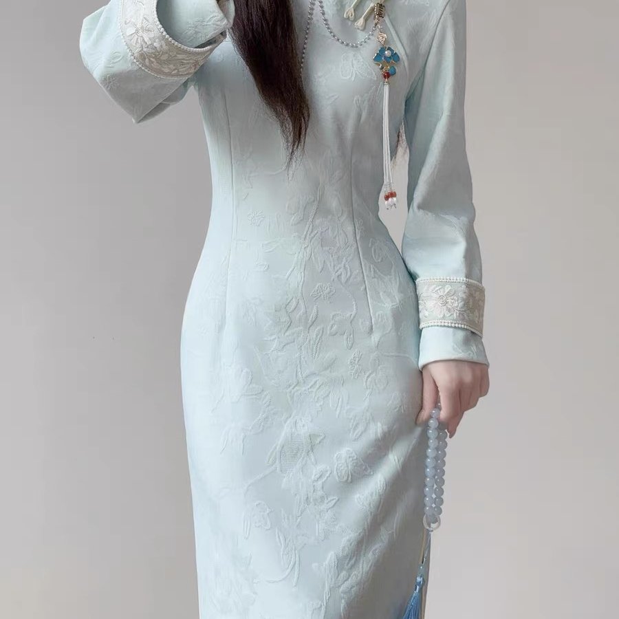 加绒加厚旗袍2025新款高端年轻少女国风连衣裙秋冬加绒长袖连衣裙