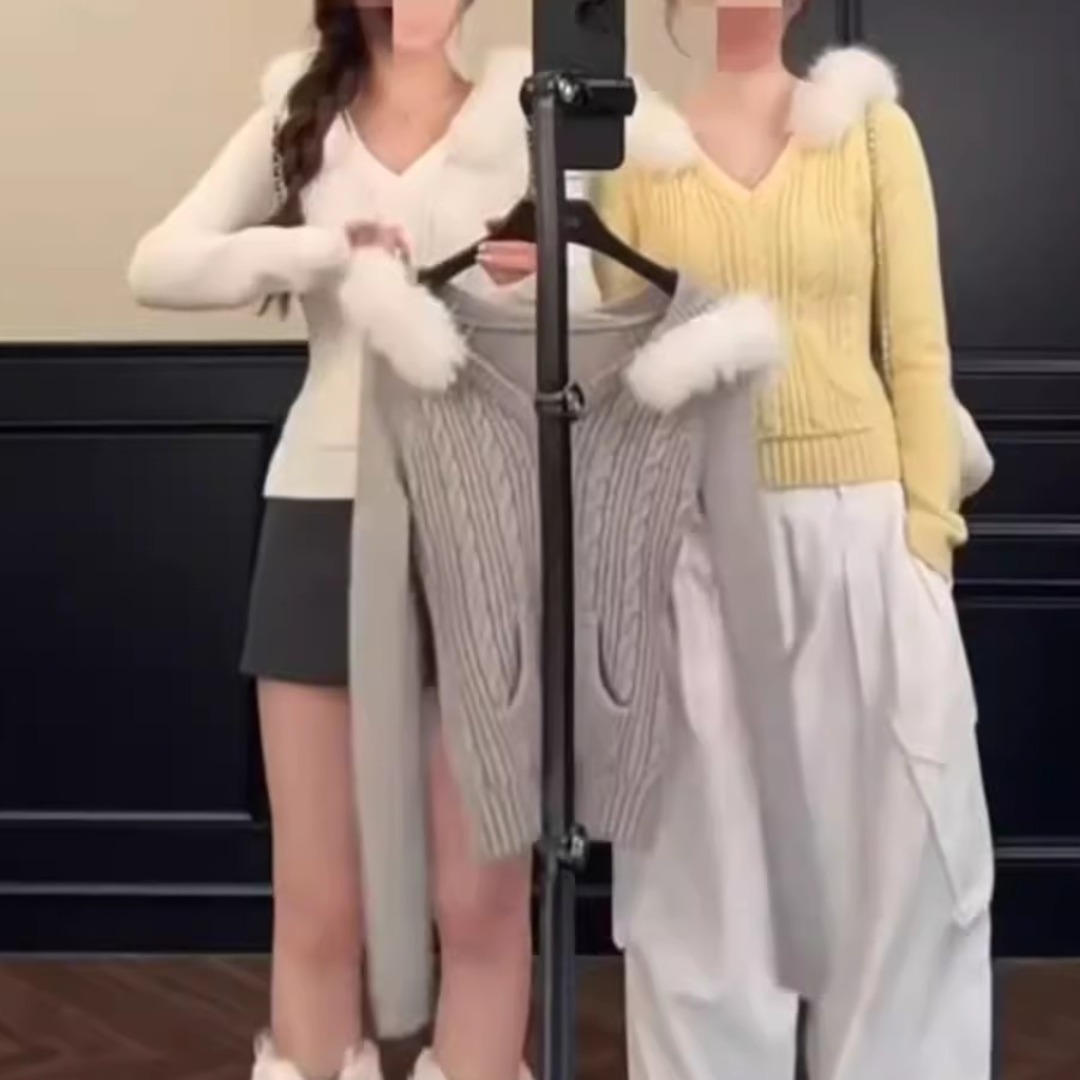 韩系V领麻花针织毛衣女秋冬氛围感毛毛领连帽长袖修身甜辣妹上衣