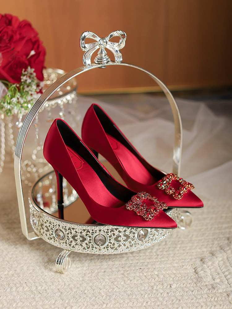 WEDDING SHOES BRIDAL SHOES XIUHE WEDDING DRESS WEDDING DRESS NOT TIRED FEET RED POINTED HEELS WOMENS STILETTO HEELS 2024 NEW