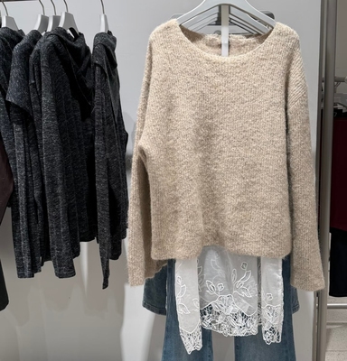 VM NY NB UR2026春慵懒风宽松圆领拼接假两件刺绣套头针织衫女ins