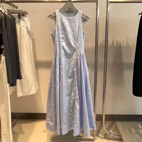 花卉暗纹条纹无袖圆领连衣裙